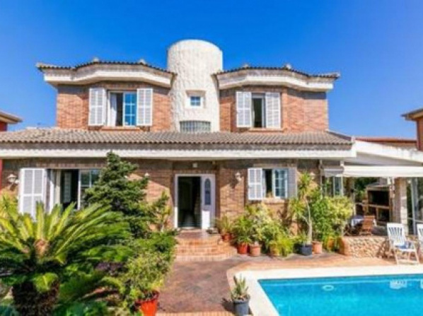 Villa with 3 bedrooms in Marratxi with private pool enclosed garden and WiFi 9 km from the beach